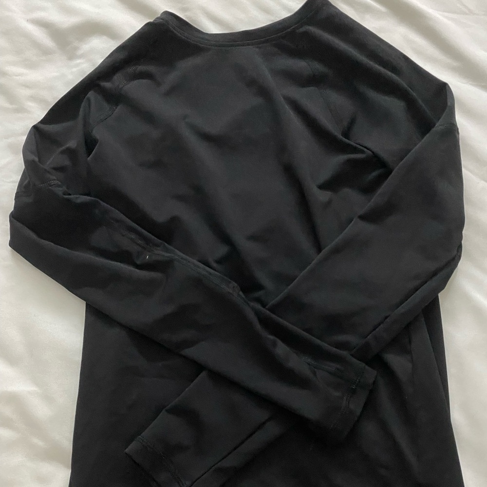 durable athletic long sleeve top!